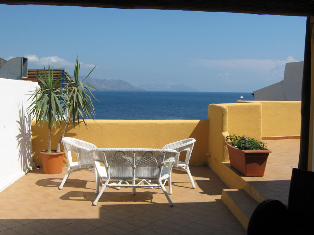 Albergo Seaside Leni Exterior photo